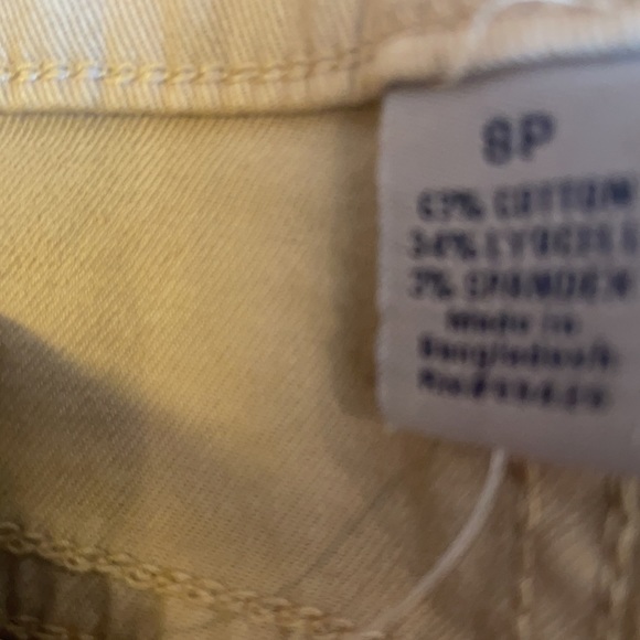 BASS CROPPED pants and a tan 8 petiteNWT - Picture 3 of 4